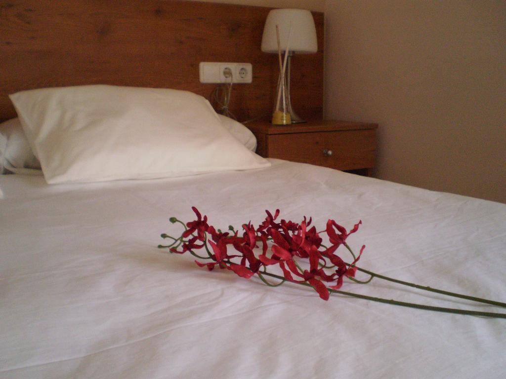 Archs Hotel Rural Lletger Quarto foto